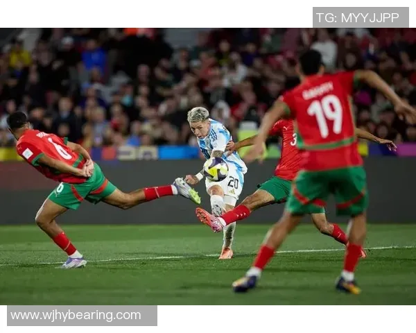 内收肌受伤将伤停数月，莫拉塔：事与愿违，沮丧之情异常沉重