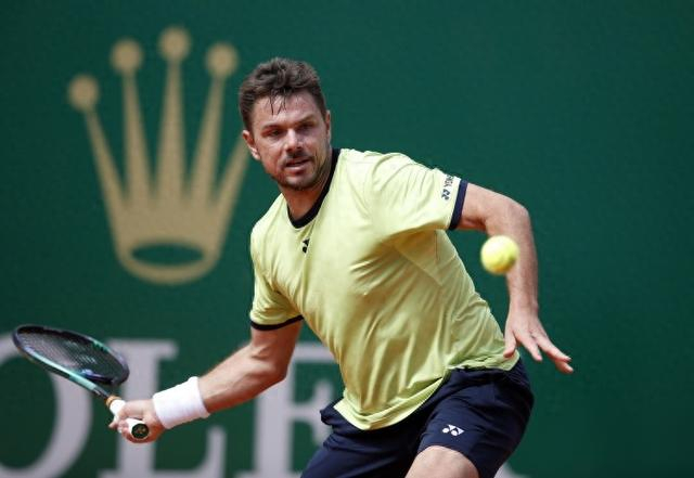 识深受球迷 识深受球迷